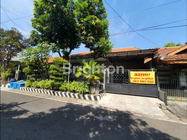 image RUMAH 1 LANTAI PREMIUM RUNGKUT | LT 325 M² – LINGKUNGAN LEBAR & TENANG (1)