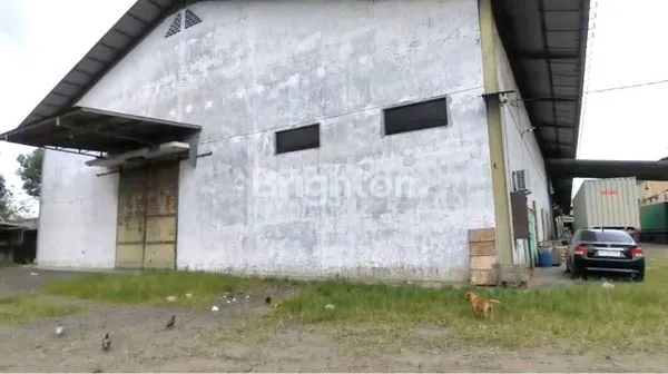 image DIJUAL GUDANG SIAP PAKAI PINGGIR JALAN YOS SUDARSO (3)