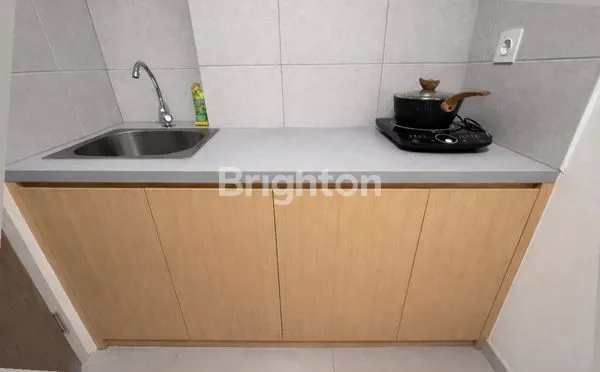 image HUNIAN MODERN & STRATEGIS DI OSAKA RIVERVIEW PIK 2 2BR SEMI FURNISHED LANTAI TINGGI SIAP HUNI (5)
