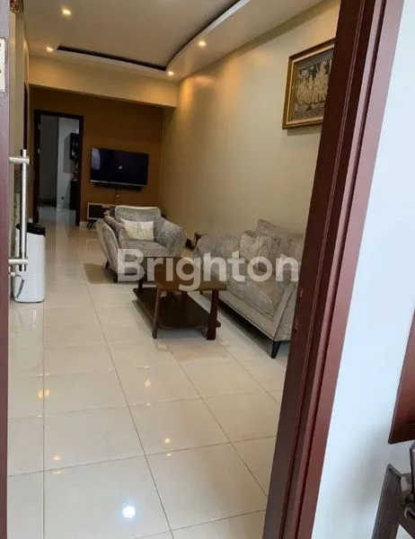 image RUMAH DI KAWASAN STRATEGIS VILLA BINTARO REGENSI TANGERANG SELATAN (2)