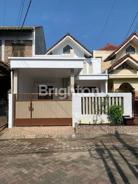 image RUMAH DI KAWASAN STRATEGIS VILLA BINTARO REGENSI TANGERANG SELATAN (5)