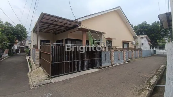 image RUMAH TERAWAT DI HOOK 1 LANTAI LOKASI STRATEGIS SELANGKAH KE BANGBARUNG (1)