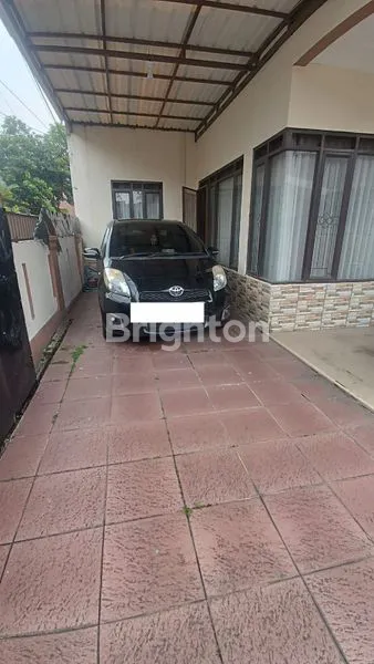 image RUMAH TERAWAT DI HOOK 1 LANTAI LOKASI STRATEGIS SELANGKAH KE BANGBARUNG (2)