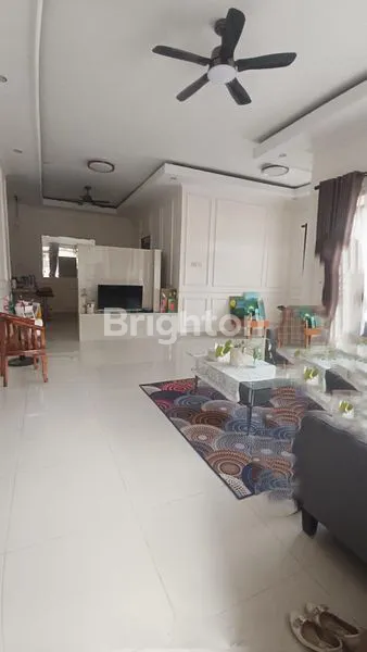 image RUMAH TERAWAT DI HOOK 1 LANTAI LOKASI STRATEGIS SELANGKAH KE BANGBARUNG (4)