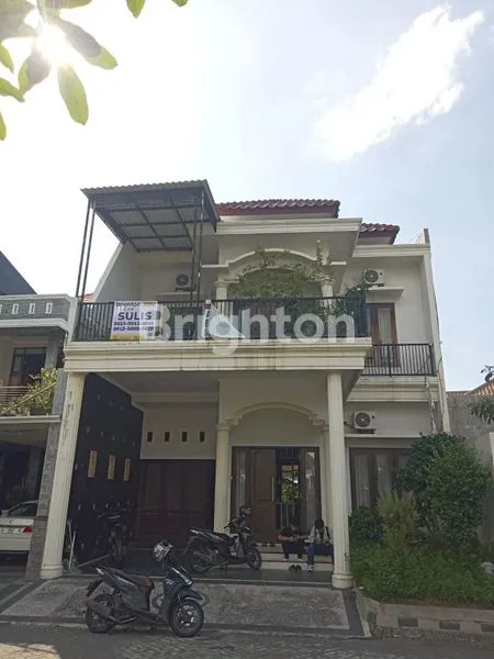 image HUNIAN MEWAH SURABAYA DALAM CLUSTER ROW JALAN LUAS, KOMPLEK ELIT (1)