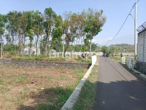 image TANAH MURAH + BANGUNAN SETENGAH JADI SINGOSARI MALANG (2)