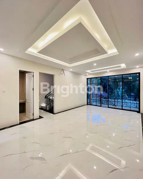 image RUMAH 3 LANTAI 160 M2 AMERICAN CLASSIC JAGAKARSA JAKARTA SELATAN (5)