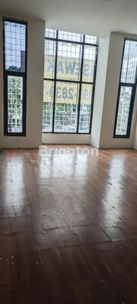 image RUKO 2 LANTAI STRATEGIS DI HIBRIDA RAYA KELAPA GADING (5)