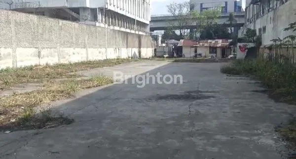 image TANAH KOSONG SDH DIBENTENG TENGAH KOTA BANDUNG JL. SOETTA DEPAN BCA  (2)
