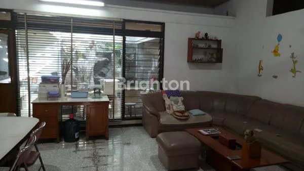 image RUMAH TERAWAT DI MANYAR TOMPOTIKA (2)