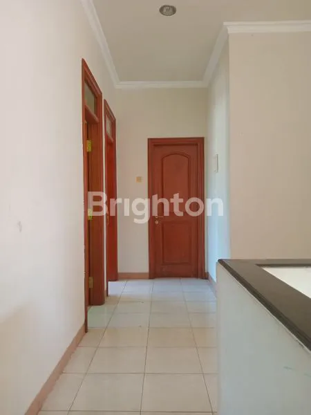 image RUMAH 2 LT  SIAP HUNI EKSKLUSIVE DI CLUSTER TERDEPAN PANTAI MENTARI KENJERAN DEKAT PAKUWON CITY, KAMPUS UNAIR, ITS  DAN RS  MITRA KELUARGA (4)