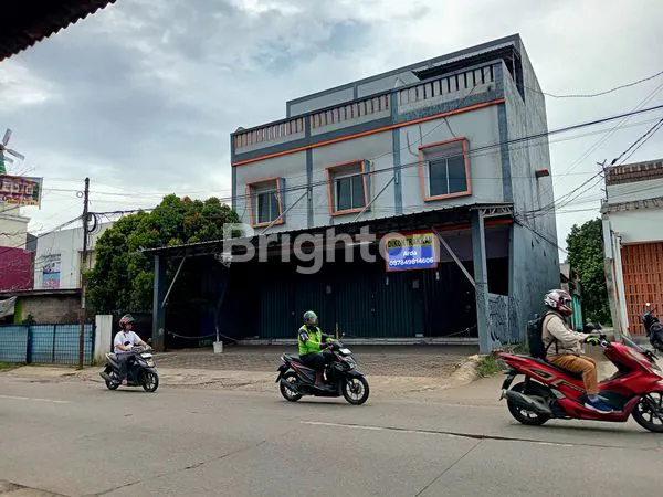 image JATISAMPURNA KOTA BEKASI RUKO GANDENG 3 + ROOFTOP DISEWAKAN (1)