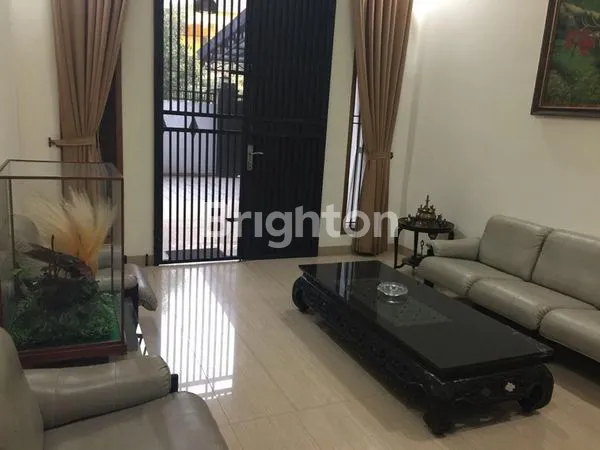 image RUMAH LUAS DAN MEGAH DI SRENGSENG KELAPA DUA JAKARTA BARAT (6)