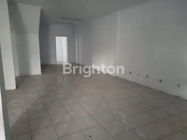 image RUKO STRATEGIS 3,5 LANTAI DI KEBAYORAN LAMA (6)