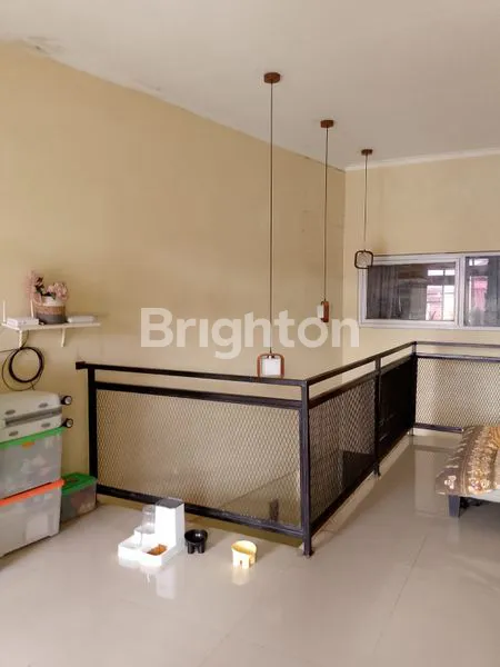 image RUMAH 2 LANTAI LT 119M² DI PEKAYON, PASAR REBO (8)