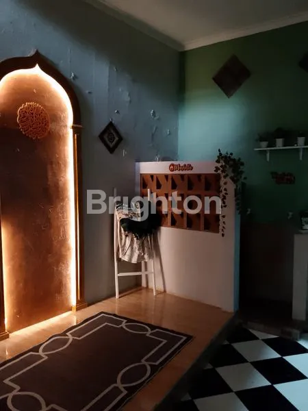 image RUMAH 2 LANTAI LT 119M² DI PEKAYON, PASAR REBO (7)