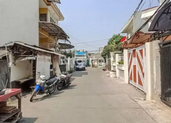 image RUMAH 2 LANTAI KEBON JERUK (6)