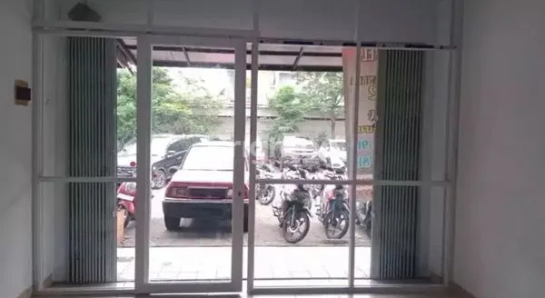 image RUKO SIAP PAKAI PASAR LARIS (2)