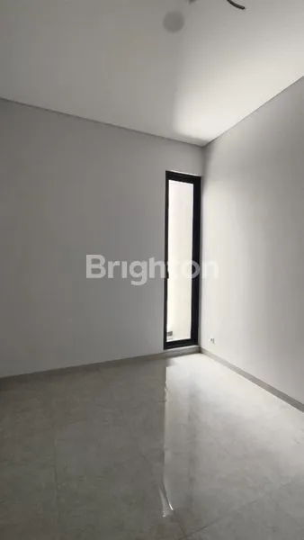 image HUNIAN EKSKLUSIF MANYAR, DESAIN 2 LANTAI MODERN (4)