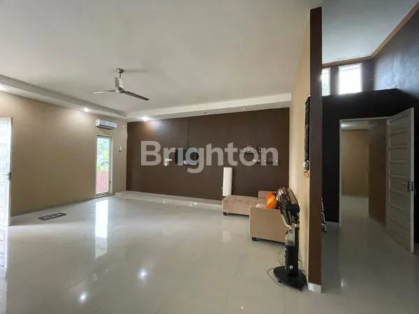 image RUMAH MEWAH DIJUAL (3)