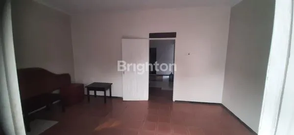 image RUMAH PUTIH MODERN KEMANGGISAN (8)