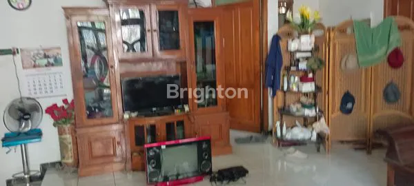 image RUMAH ASRI & NYAMAN SIAP HUNI KUTISARI SELATAN (3)
