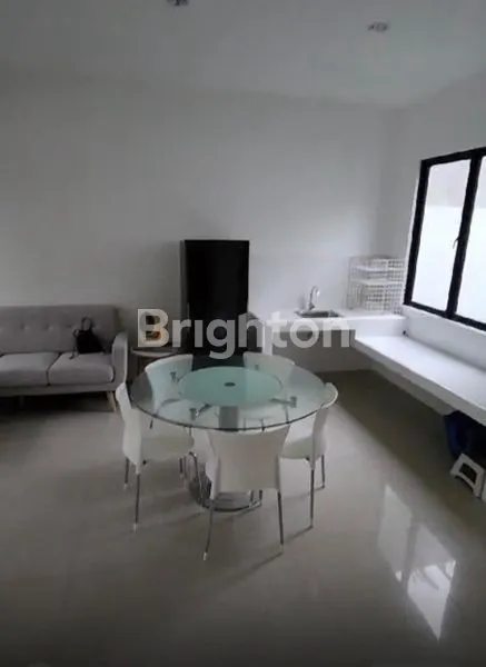 image RUMAH SEMI FURNISHED CITRA GARDEN PURI (1)