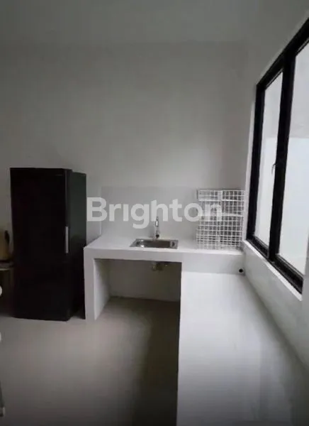 image RUMAH SEMI FURNISHED CITRA GARDEN PURI (5)