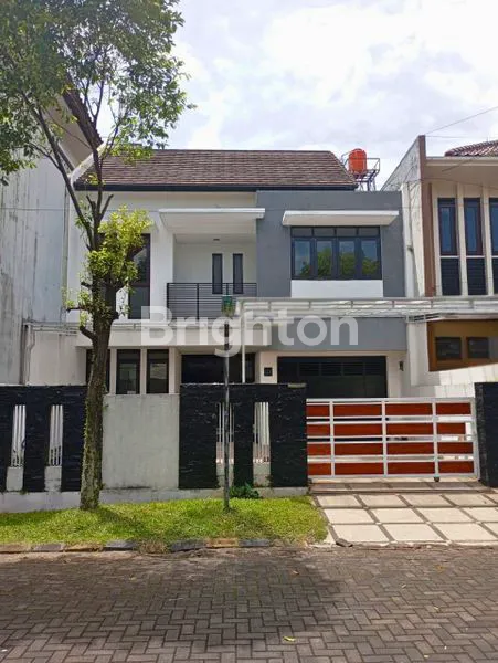 image RUMAH MEWAH 2 LANTAI DI BATUNUNGGAL INDAH BANDUNG - SHM & IMB LENGKAP SIAP DITRANSAKSIKAN (1)