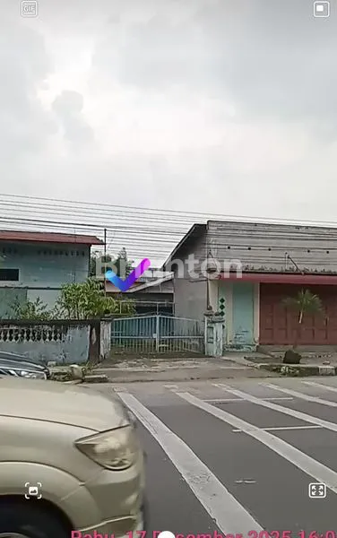 image RUMAH JL.MONGONSIDI, STRATEGIS (3)