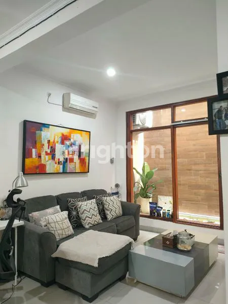 image RUMAH 2 TAHUN LATIGO VILLAGE GADING SERPONG TANGERANG  (4)