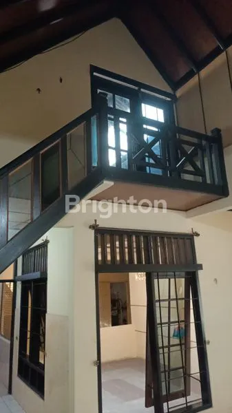 image *RUMAH MEWAH TERBAIK SIAP PAKAI LINGKUNGAN NYAMAN DI TENGAH KOTA SOLO* (7)