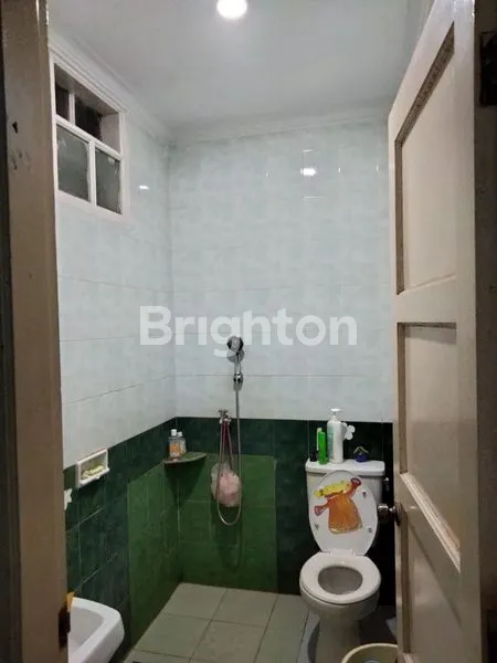 image HUNIAN STRATEGIS 3 LANTAI DI PESONA FLORENCE KOTA WISATA  (5)