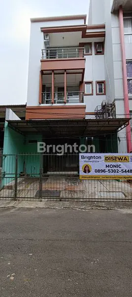 image RUKO 3 LT COCOK UTK TINGGAL MAUPUN USAHA DI CENGKARENG DEKAT PURI INDAH JAKBAR (1)