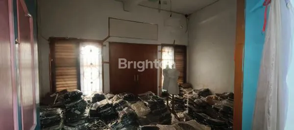 image DIJUAL RUMAH 3 LANTAI COCOK UNTUK USAHA DI KRENDANG (4)