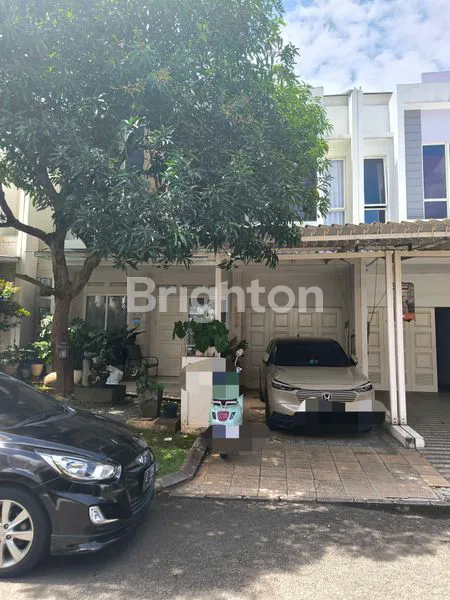 image DIJUAL RUMAH CANTIK DI SPRING  (1)