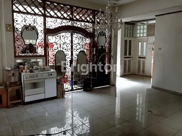 image RUMAH LOKASI STRATEGIS DI JAKARTA SELATAN LT: 317 M2 (8)