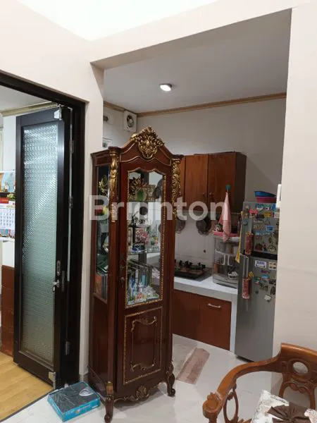 image RUMAH HADAP SELATAN DI CLUSTER SEINE - CITRA SENTUL RAYA\N (4)