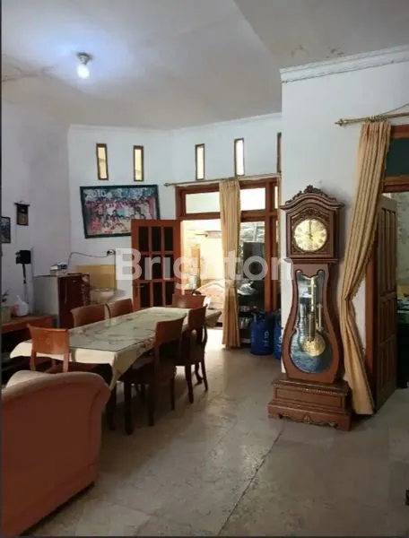 image RUMAH 2 LANTAI SIAP HUNI AREA PLEBURAN SEMARANG (3)