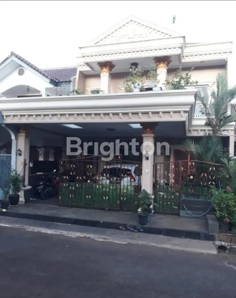 image RUMAH SEMI KLASIK DI PALEM SEMI KARAWACI DEKAT UPH (1)