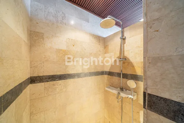 image DISEWAKAN VILLA THE PRAJNA FULL FURNISHED 3 KAMAR TIDUR DI KEROBOKAN (7)