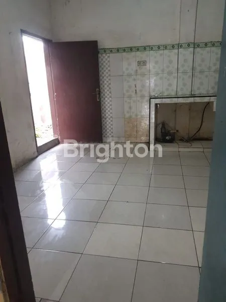 image HUNIAN STRATEGIS DI WONOAYU, 5 KT & GARASI 2 MOBIL (4)