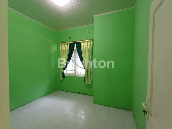 image RUMAH STRATEGIS 4 KT DI HARAPAN INDAH, BEKASI (3)