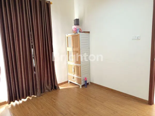 image DISEWAKAN RUMAH 2 LT (6)