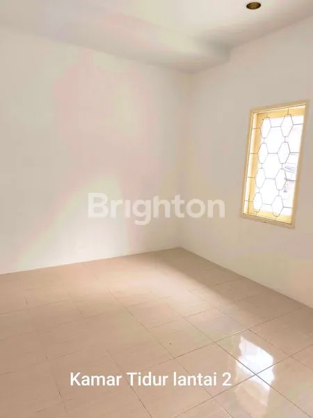 image RUMAH SIAP HUNI 4KT 90M² BISA CARPORT 1 MOBIL DI SUNTER AGUNG JAKARTA UTARA (4)