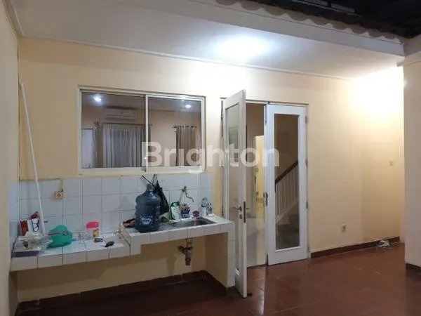 image RUMAH SIAP HUNI DI SERPONG DEKAT BINUS (6)