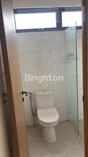 image RUMAH SEMI-FURNISHED DI HARAPAN INDAH BEKASI (6)