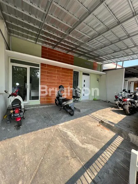 image DIJUAL RUMAH KOS AKTIF FULL FURNISH PREMIUM 2 LANTAI AREA MERJOSARI SELANGKAH KE UB POLTEK UNISMA ITN KAMPUS KAMPUS UNIVERSITAS TERNAMA DI KOTA MALANG (8)