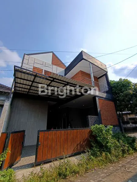 image DIJUAL RUMAH KOS PREMIUM 3 LANTAI AREA JALAN BUNGA BUNGA SELANGKAH KE SUHAT SOEKARNO-HATTA DEKAT KAMPUS UNIVERSITAS TERBAIK DI KOTA MALANG  (1)