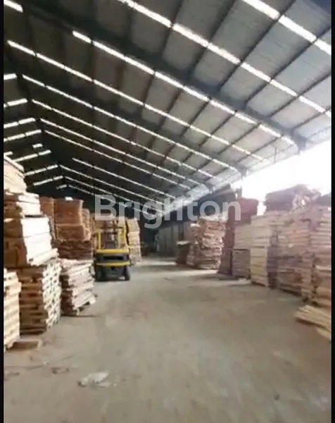 image PABRIK FURNITURE LOKASI STRATEGIS NOL JALAN RAYA PROVINSI DEKAT EXIT TOLL (1)